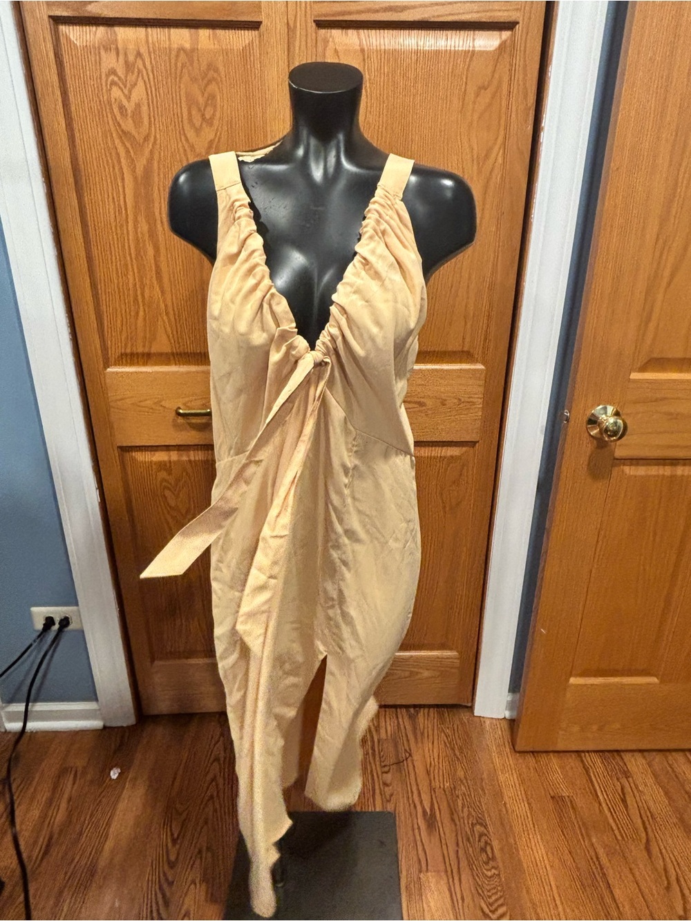Abercrombie & Fitch Beige Sleeveless Tie-Front Midi Dress